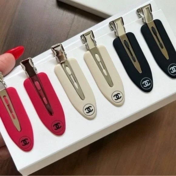 NEW Chanel Hair Clips Set of 6 Red Cream & Black - Picture 3 of 4